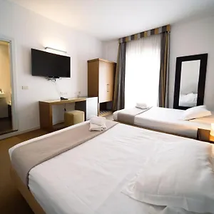 **** Hotel Trieste Italia